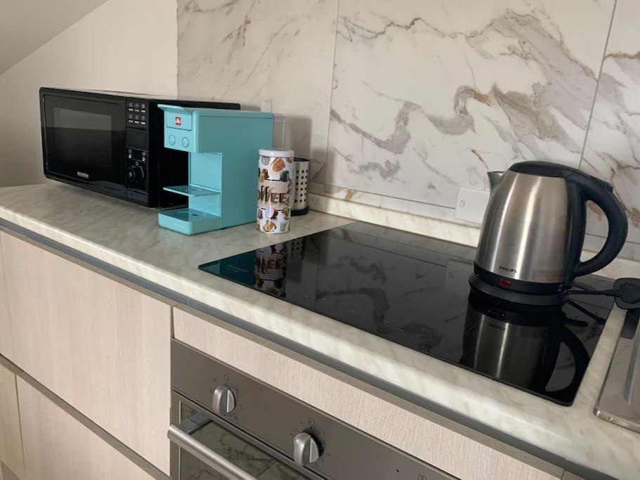 Carolas Luxury House Φιουμιτσίνο Εξωτερικό φωτογραφία
